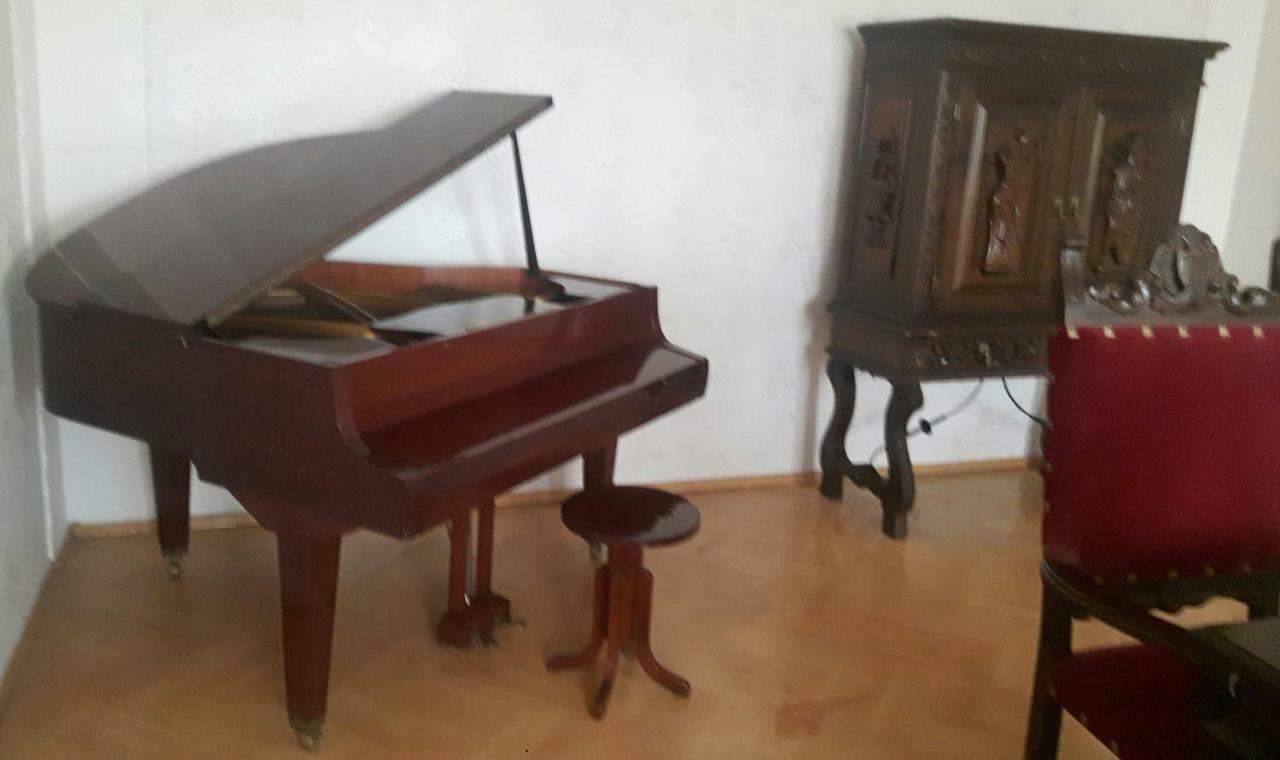 Guli Ξενοδοχείο Γκόρι Εξωτερικό φωτογραφία